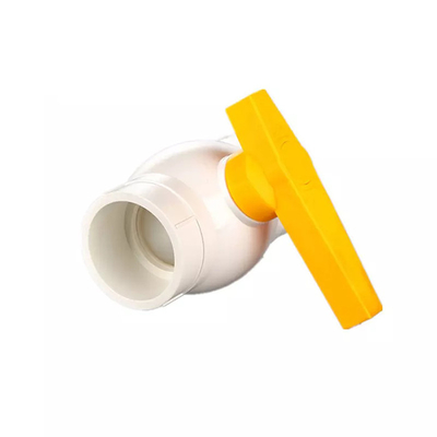 Válvula de bola resistente aos ácidos do estojo compacto de um Upvc de 3/4 de polegada para farmacêutico