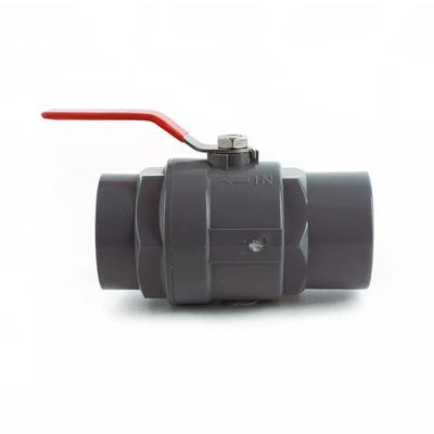 PVC 1.6MPa preto plástico da válvula de bola de 2 partes com punho de aço inoxidável