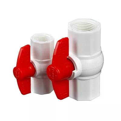1/2” 3/4&quot; a linha PP da irrigação da válvula de bola de UPVC comprimiu plástico