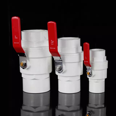Pressão 145psi plástica de aço de alta pressão da válvula de bola do punho do PVC