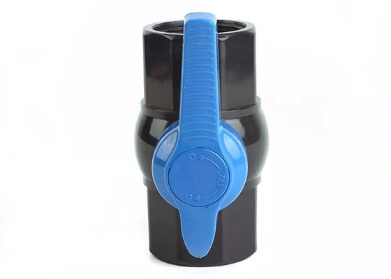 Válvula de bola plástica octogonal de UPVC válvula de bola do Pvc de 3/4&quot; de 50mm