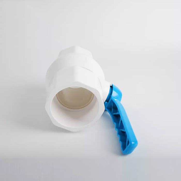 Maneira americana da válvula de bola uma do estojo compacto do PVC da válvula de bola do padrão 1 UPVC